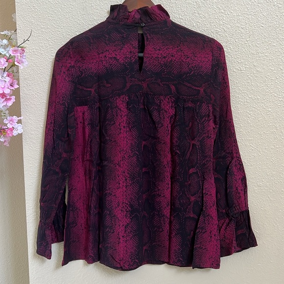 Liza Byrd Snake Print Top - Picture 3 of 4